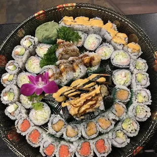 a plate of sushi
