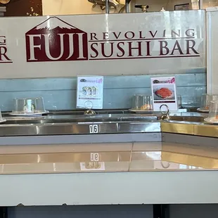 sushi and sashimi, interior