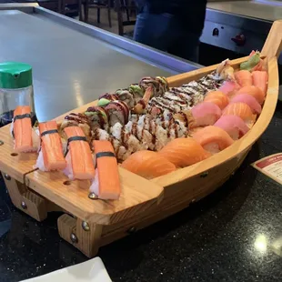 Yummy Sushi Boat