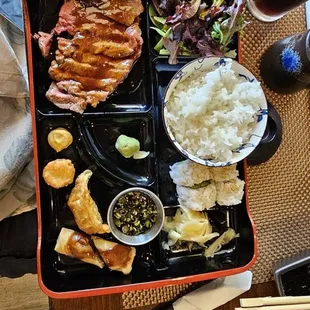 Wide angle of tasting of Fuji for lunch.