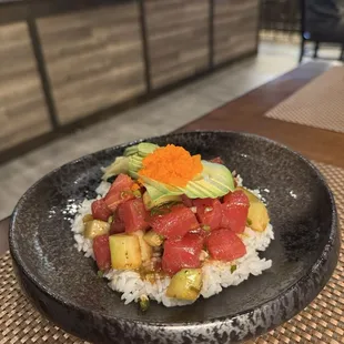 Tuna poke bowl