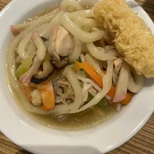 Nabeyaki udon