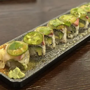 Amazing Yellowtail Roll