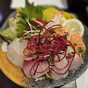 Chirashi Don ($30.50)