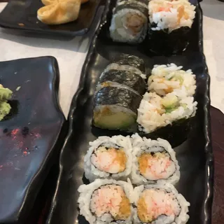 53. Spicy Crabmeat Roll