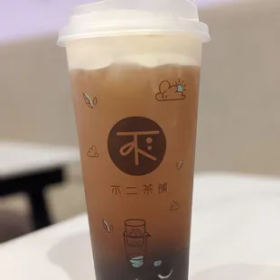 White Peach Tea with Cheese Foam