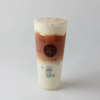 Black Tea Latte with Brown Sugar Cheese Foam