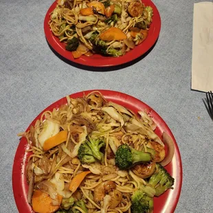 Stir fry noodles. Top is steak and scallop and bottom is shrimp and scallop