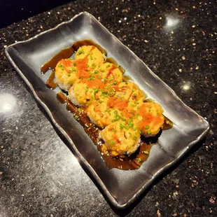 Baked spicy tuna roll