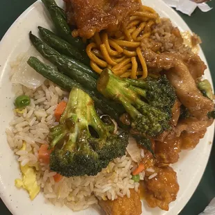 Honey chicken was not too bad.