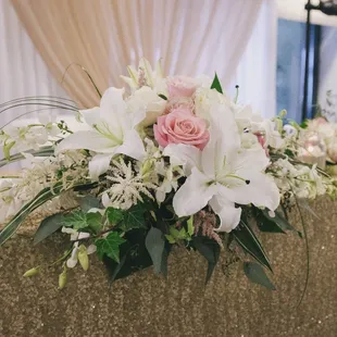 Sweet heart table