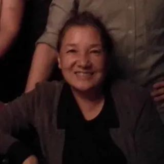 Laurie L.