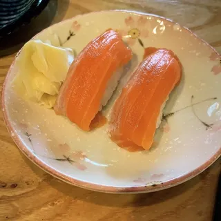 Salmon Nigiri