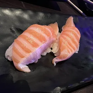 SALMON BELLY SUSHI