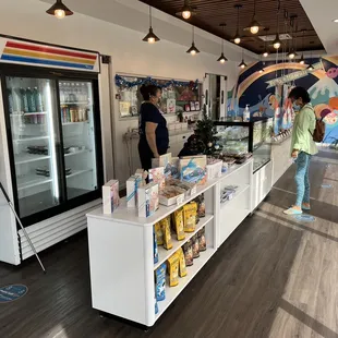 Top notch service from there front counter associate!