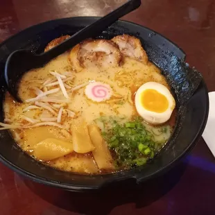 Tonkotsu Black Ramen