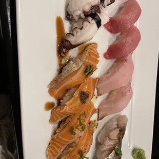 Salmon Toro