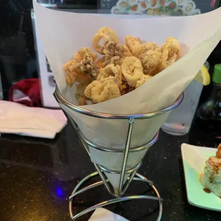 Salt and Pepper Calamari (Full)