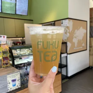 Lychee lime Jasmine green tea IG: @bobabitchess