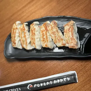 Gyoza (6)
