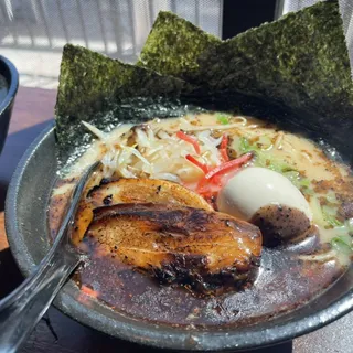 Tonkotsu Salt Ramen