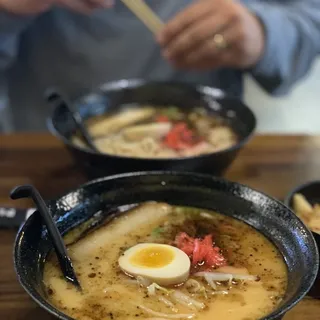 Tonkotsu Ramen   Salt