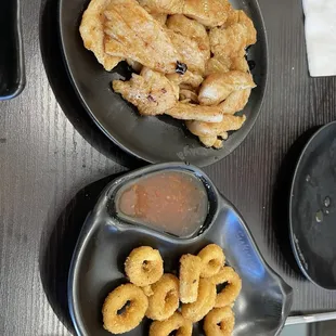 Teriyaki Chicken and Fried Calamari. I have to say this teriyaki chicken is better than any teriyaki chicken you can get in mall food court.
