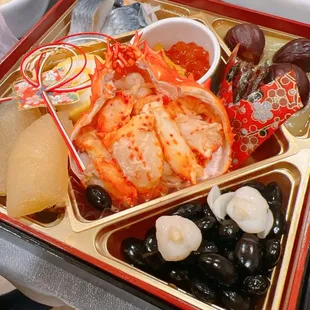 Osechi!! Worth to order!!