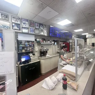 sushi and sashimi, interior