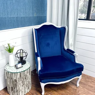 Get comfy during a complementary consultation with our aesthetician.