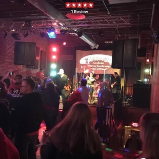 New Albany Wick's Pizza singing karaoke with a Live band.