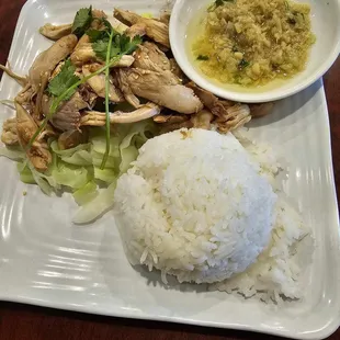 Shredded chicken with ginger sauce