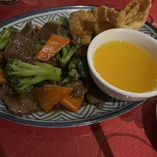 Combination beef broccoli