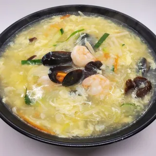 Seafood Egg Flower Soup w/ Noodle ()