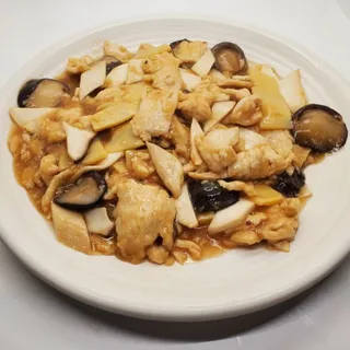 Beef w/ Black Mushroom ()