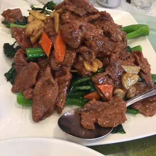 115. Sliced Beef with Chinese Pea Pods