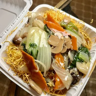 Vegetarian Pan-Fried Noodle