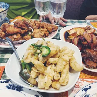 Deep Fried Squid w/ Spicy Salt*