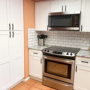 Brand new cabinets, backsplash, appliances, countertops