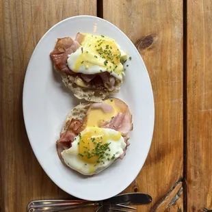 Eggs Benedict