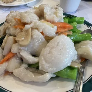 Sauteed Fish Fillet with Tender Green