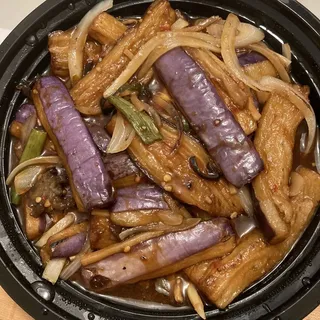 Eggplant with Spicy Garlic Sauce