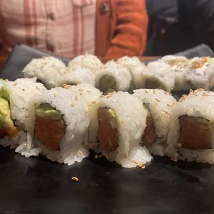 Spicy tuna roll