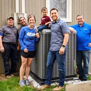 Another day, another happy family with a new AC!