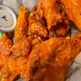 fried chicken, fried chicken wings, chicken wings and fried chicken, food, chicken, bbq chicken, chicken wings, bbq wings, poultry