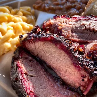 Brisket, Mac &amp; cheese and baked beans
