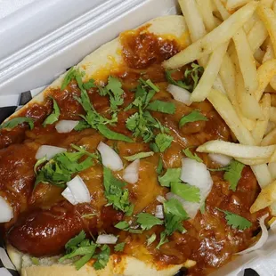 Chili cheese dog