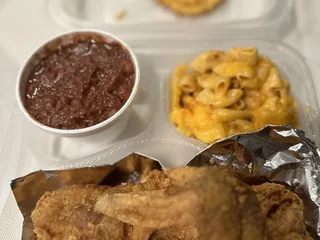 Patty's Cakes Cobbler and Fried Chicken