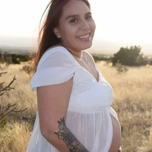 The best local photographer in Albuquerque, currently focused on Seniors and Maternity sessions! Mention Yelp for a free image w/ a session!
