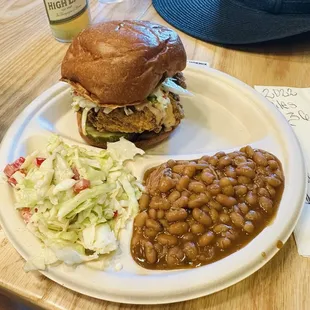 Super yummy chicken sandwiche with super fresh coleslaw